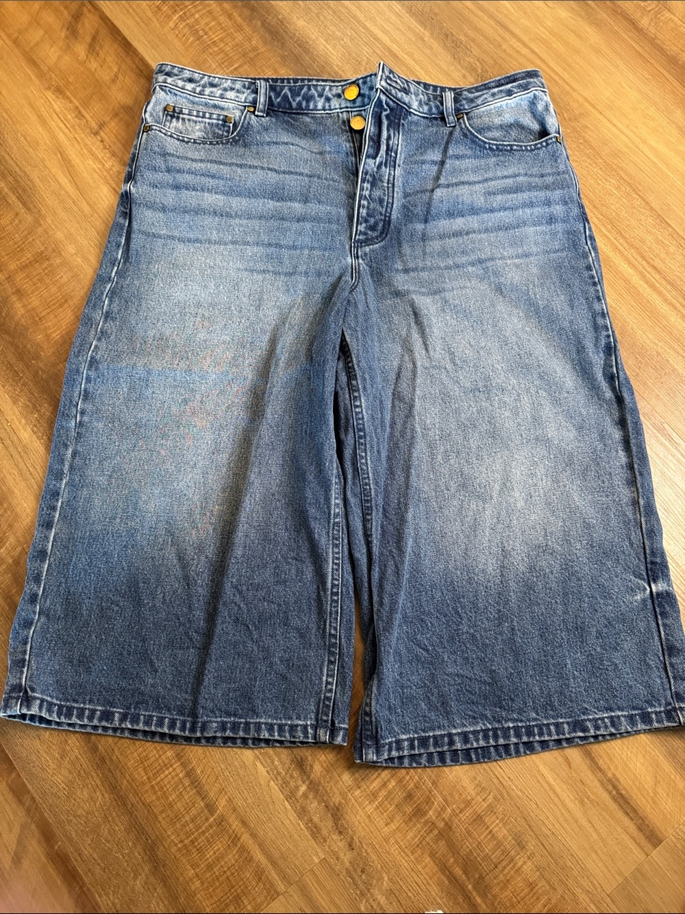 Michael Kors Wide-Leg Flare Jeans culottes in Faded Blue